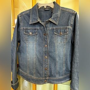 Denim jacket size large, good condition